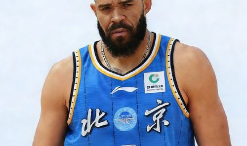 APP下载-CBA官宣：北京男篮完成NBA3冠中锋麦基注册 有望战四川首秀